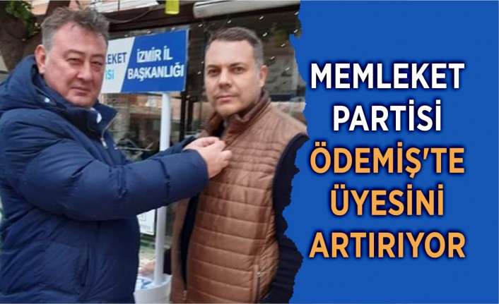 Memleket Partisi İzmir İl Başkanlığı Ödemiş’te stand açtı