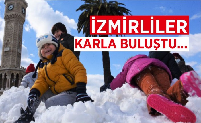 İzmirliler karla buluştu